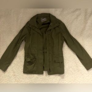 Super cute jacket 🧡